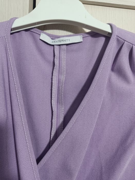 Sukienka fiolet przekładana kieszenie 34