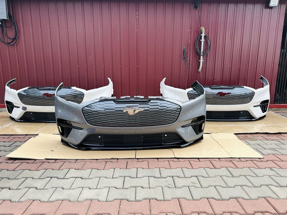 Бампер Ford mustang mach e GT бампер