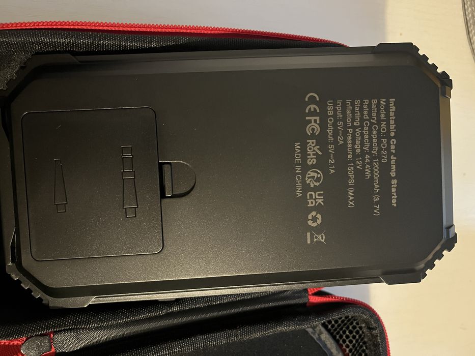 Urzadzenie rozruchowe z kompresorem powerbank