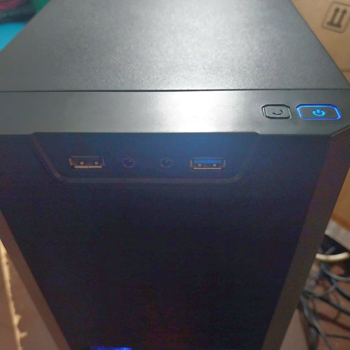 Torre Pc, computador de secretária