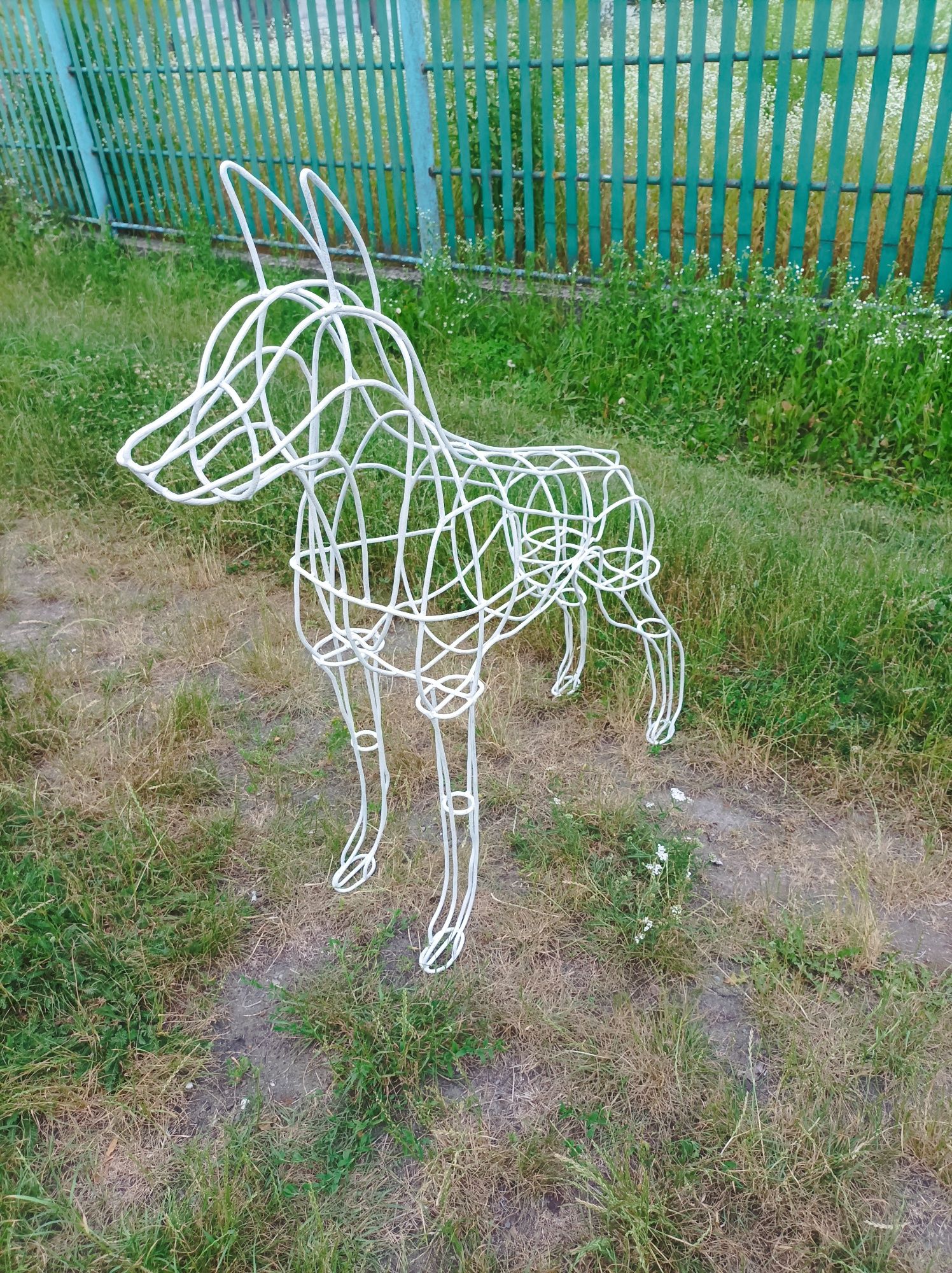ДОБЕРМАН з дроту.
