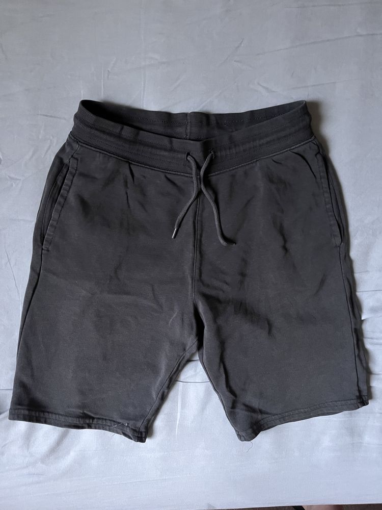 Szorty dresowe, krótkie spodenki H&M; 3 za 2; rozm. 158 chłopiec