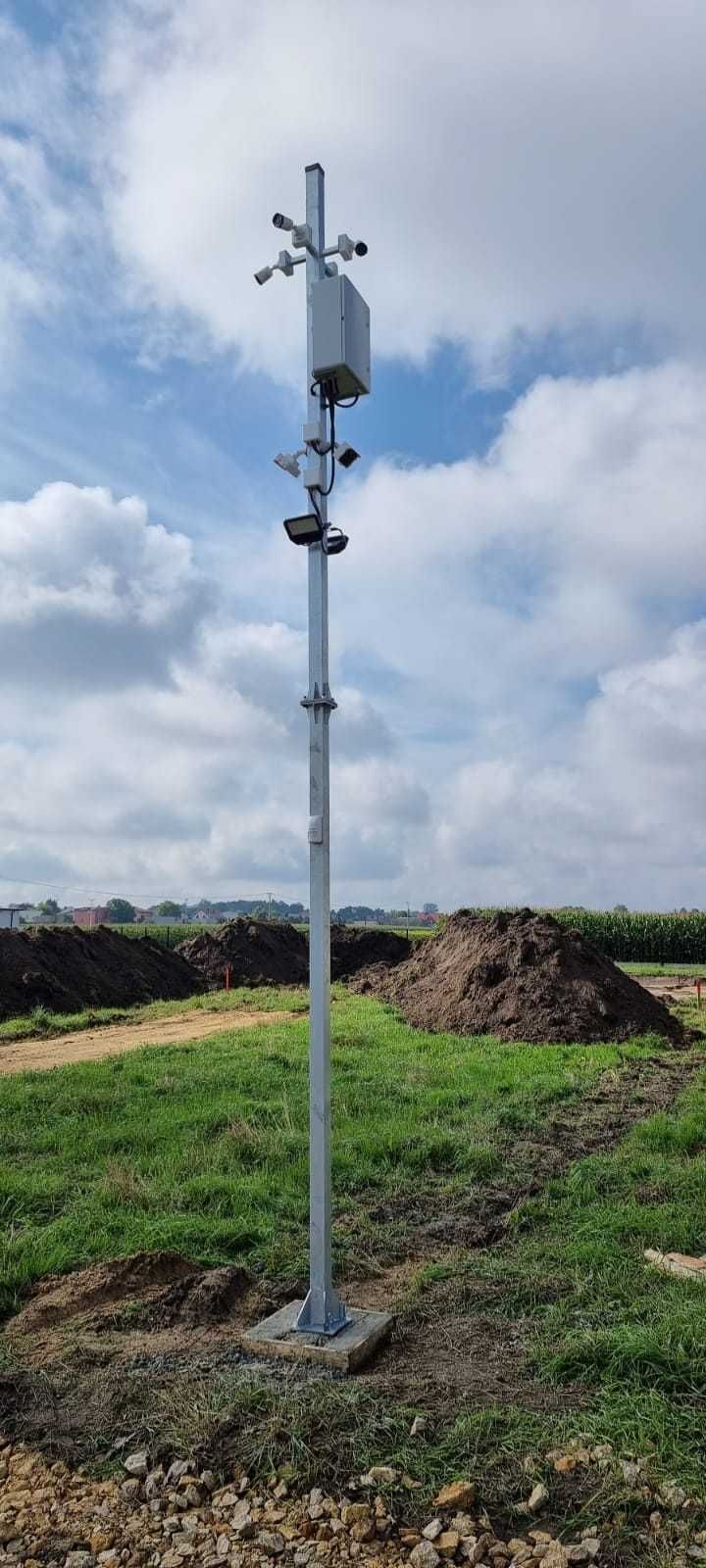 Maszt multimedialny/ Słup z kamerami/ Stacja monitorująca/ Monitoring