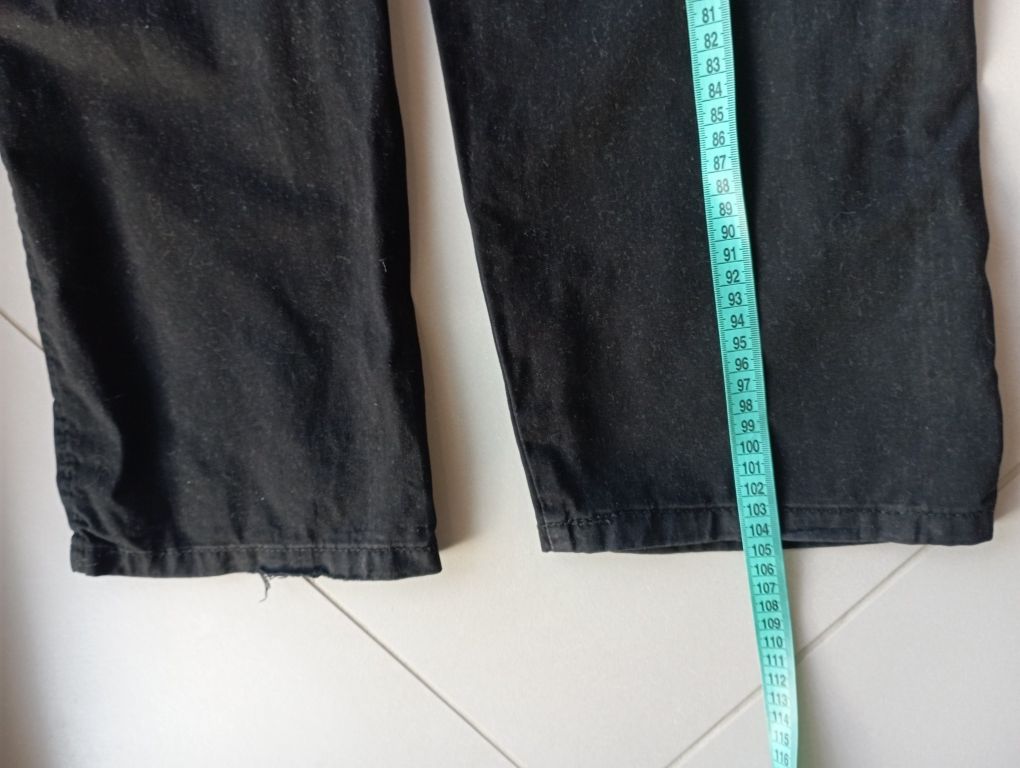 Spodnie Bershka 32 czarne