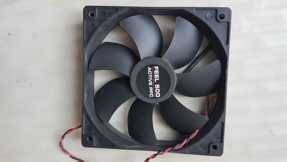 Wentylator wiatrak komputerowy  DC-12V 0/10A