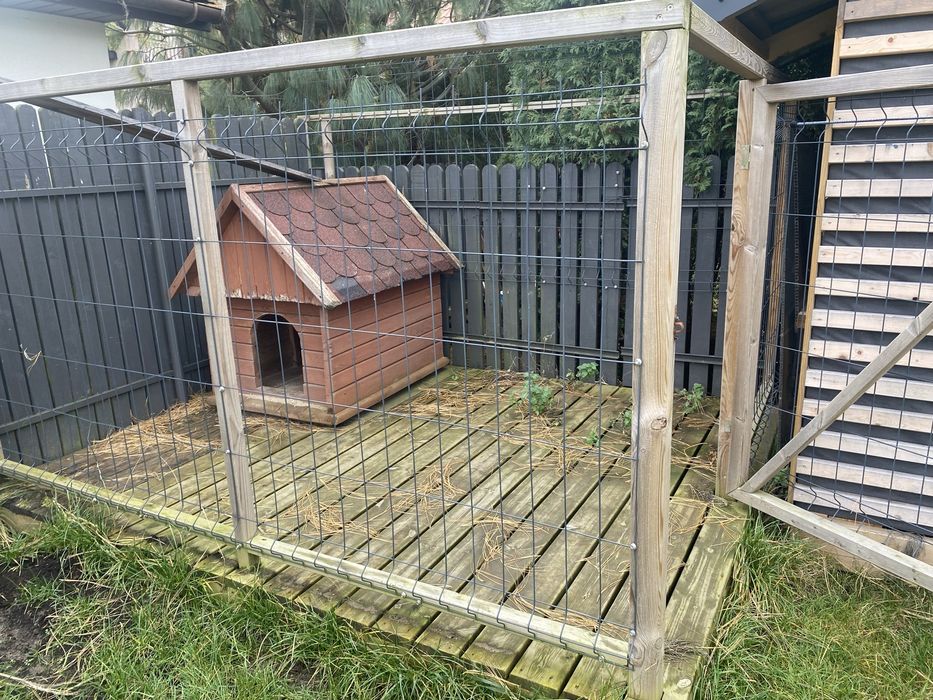 Sprzedam kojec z budą dla psa