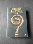 Nic co ludzkie. Powieść inspirowana "Kler" - Głuchowski | NOWA