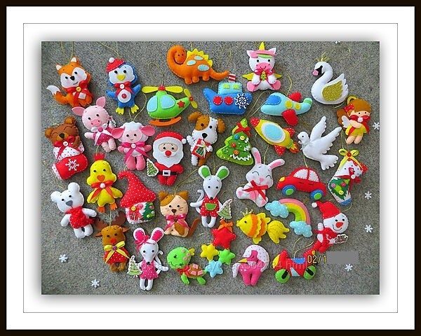 Новорічні ялинкові іграшки м'які