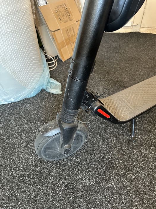 Єлектросамокат Ninebot es2 es4