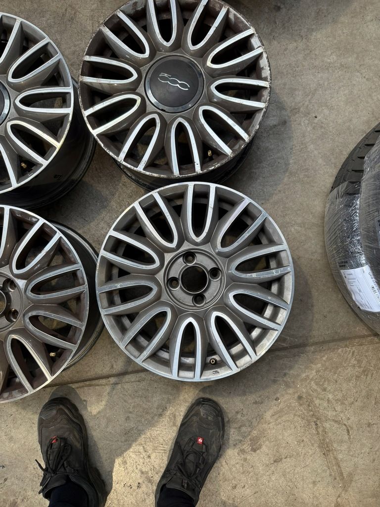 Felgi aluminiowe fiat 500 4x98 et 35 6,5x16j