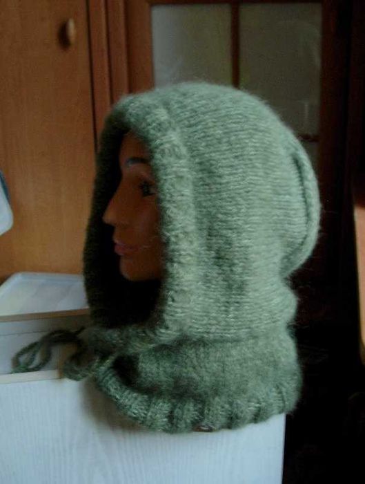 zielony kaptur fluffy balaclava z alpaki i kid-silka