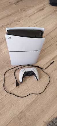 PlayStation 5 slim z napędem