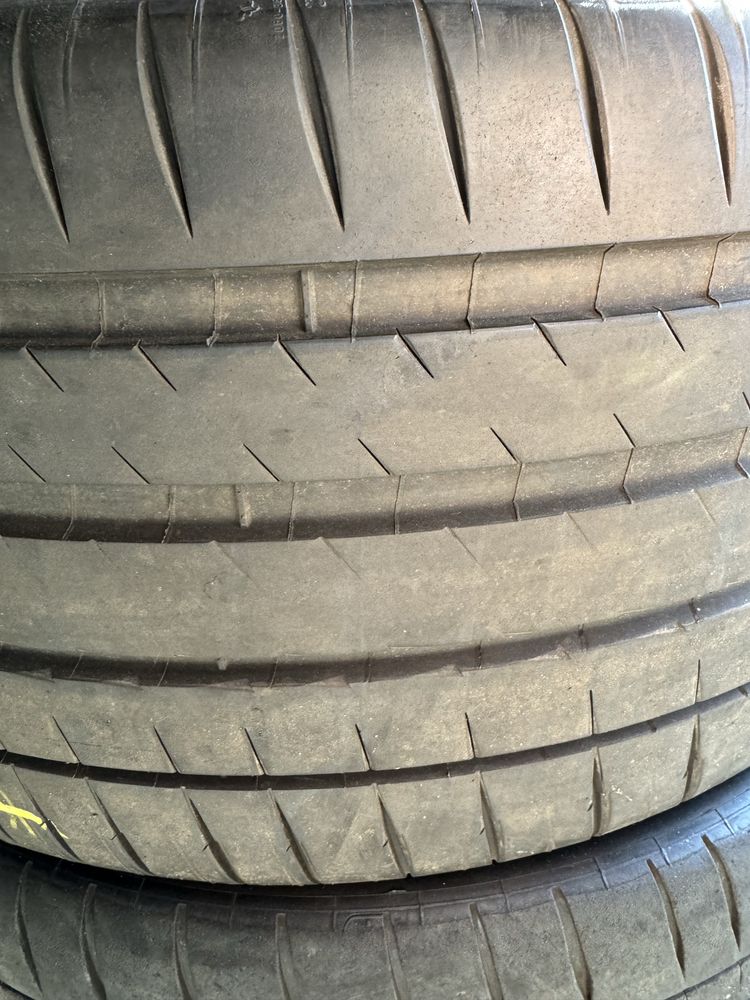 Шини літні різноширокі 285/40-325/35/23 Michelin
