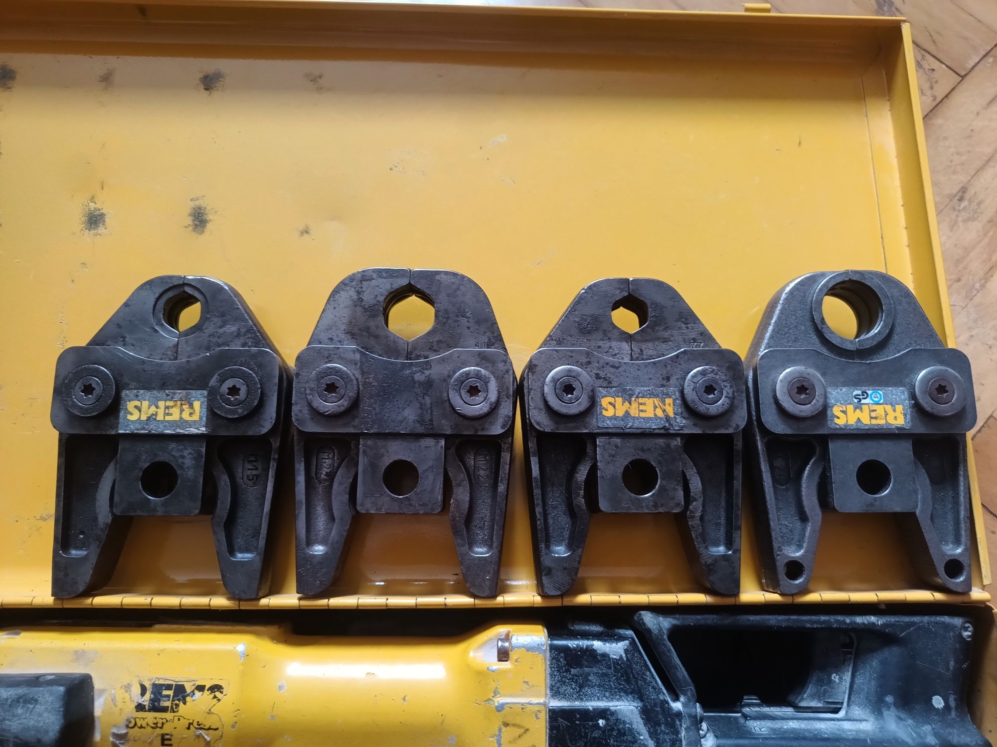 Zaciskarka rems power press E plus szczeki