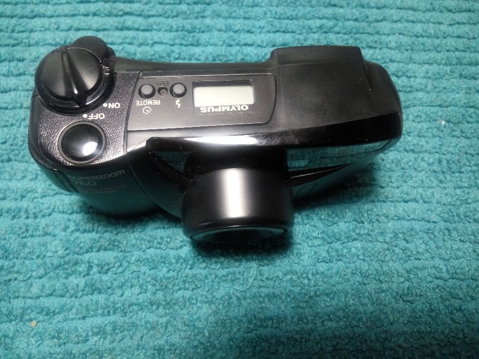 Плёночный фотоаппарат "Olympus Superzoom 760"