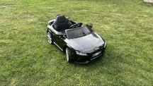 Gokart elektryczny Audi TTRS+ duzy akumulator.