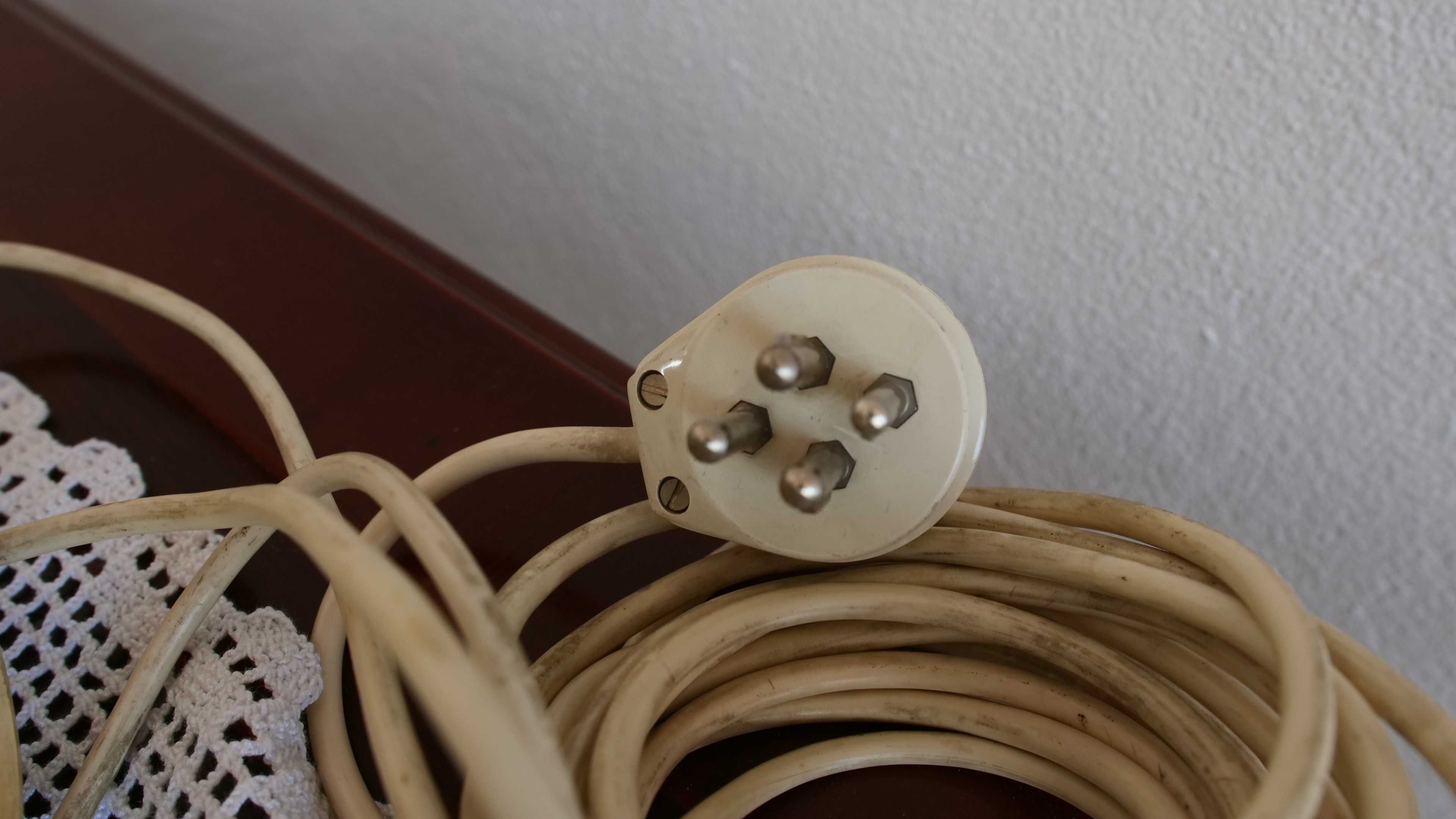 Telefone de disco vintage em baquelite