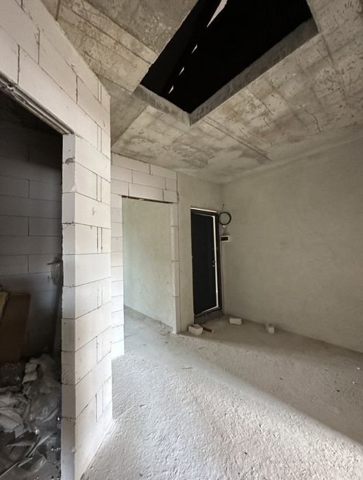 Продаж 2-кімнатної квартири з горищем, в новобудові