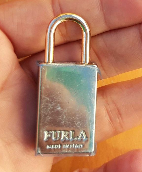 Mala Furla candybag original