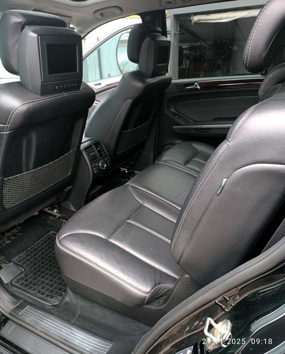 Mercedes Benz GL – Class  550 AT 4 Matio