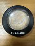 Косметика Mac хайлайтер