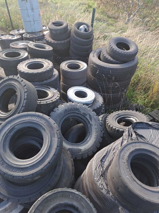Zużyte opony z wózków widłowych – pełne i pneumatyczne oddam ZA DARMO