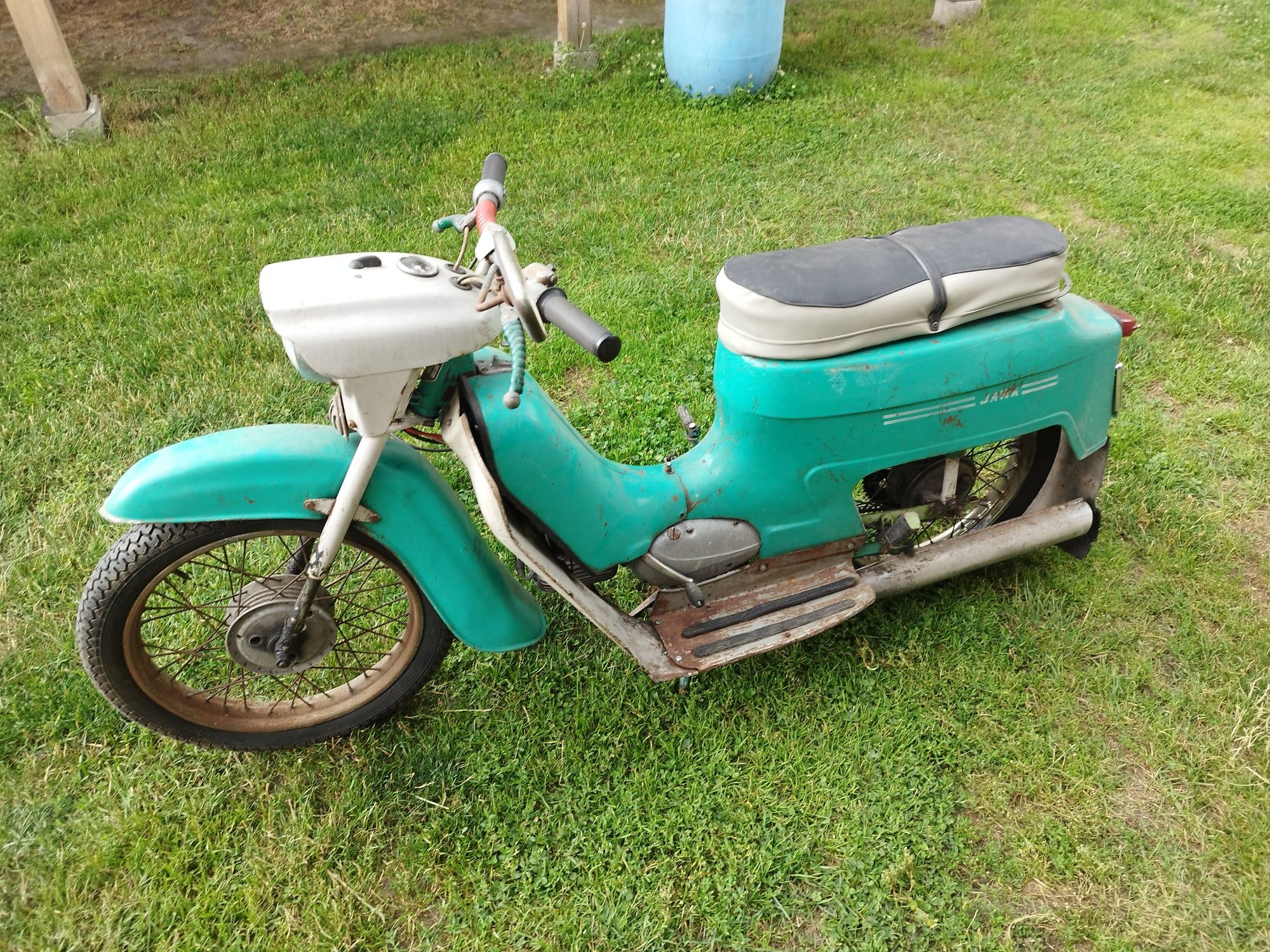 Jawka 50 Jawa 220 pancerka kaczka zarejestrowana OC przegląd skuter