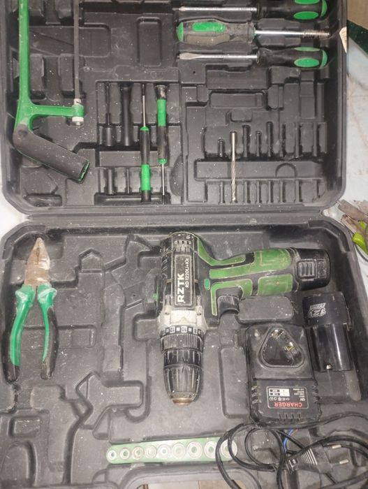 Болгарка шуруповерт електроінструменти