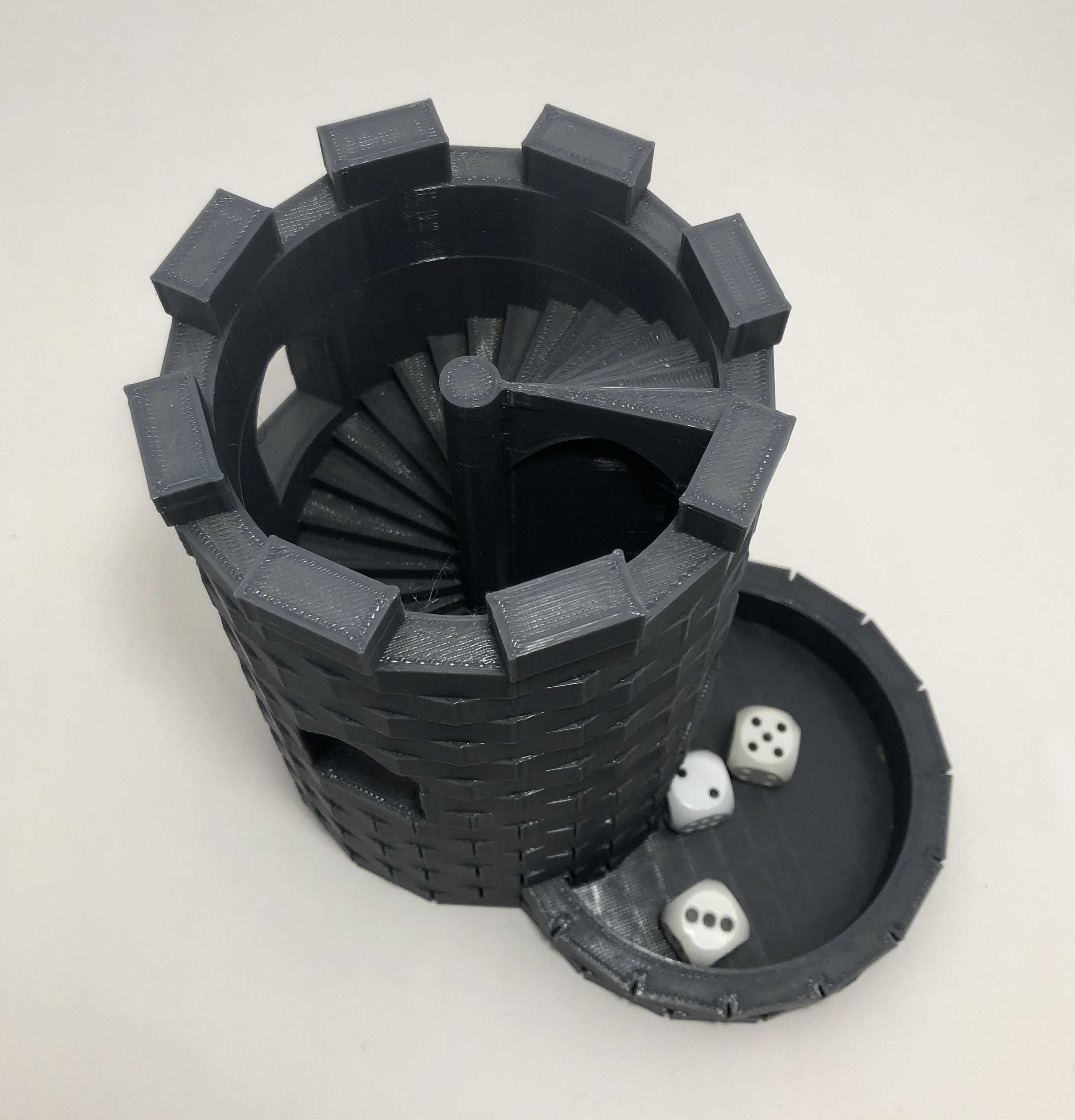 Wieża na Kości – Dice Tower do Gier Planszowych | Rzuć Kość w Stylu