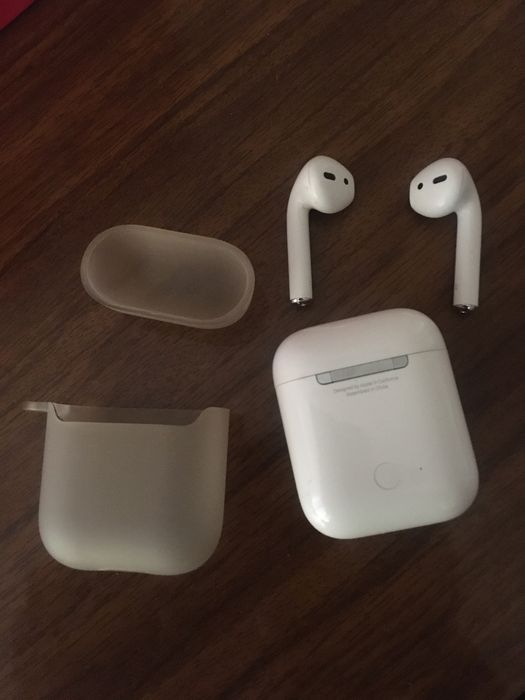 Продам Навушники Apple AirPods
