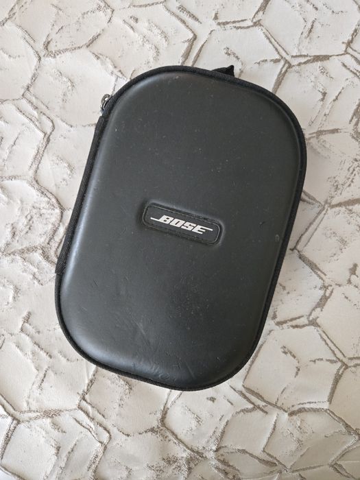 Headsets Bose de fio com noise-cancelling