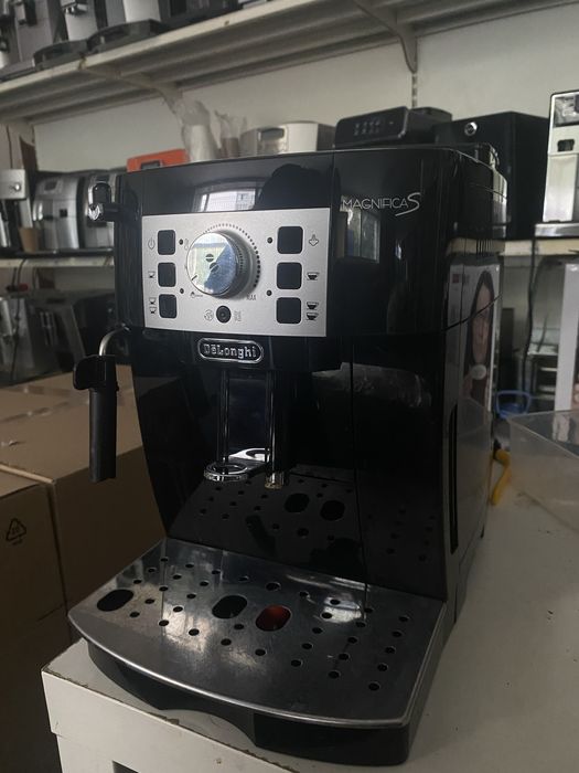 Кавомашина Delonghi Magnifica S