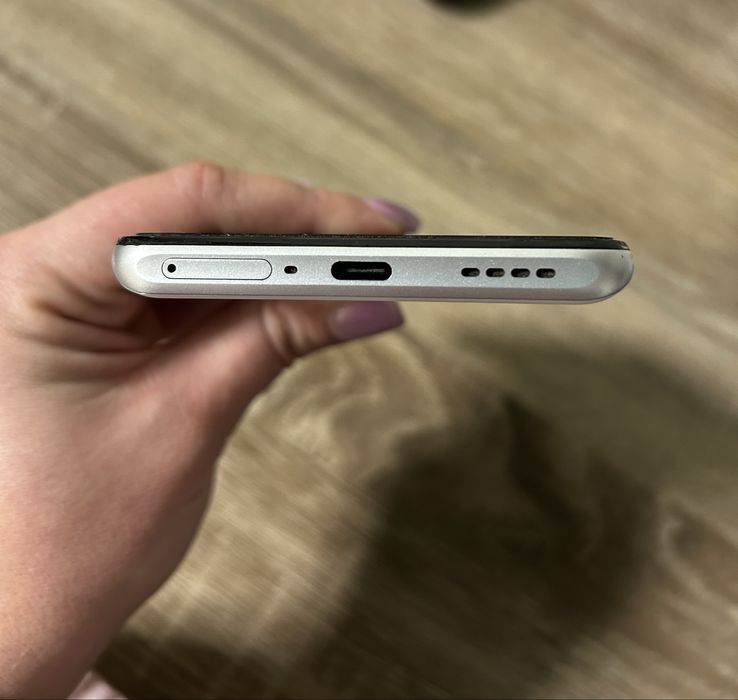 Продам смартфон Realme gt neo 5 240w