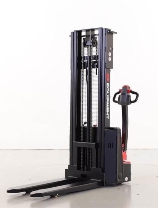Porta Paletes , Empilhador , Stacker 1500kg , Elev.3Mt , Novo