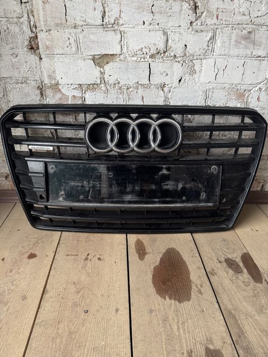 Двері передні/задні, пороги, решітка радіатора Audi A7 оригінал