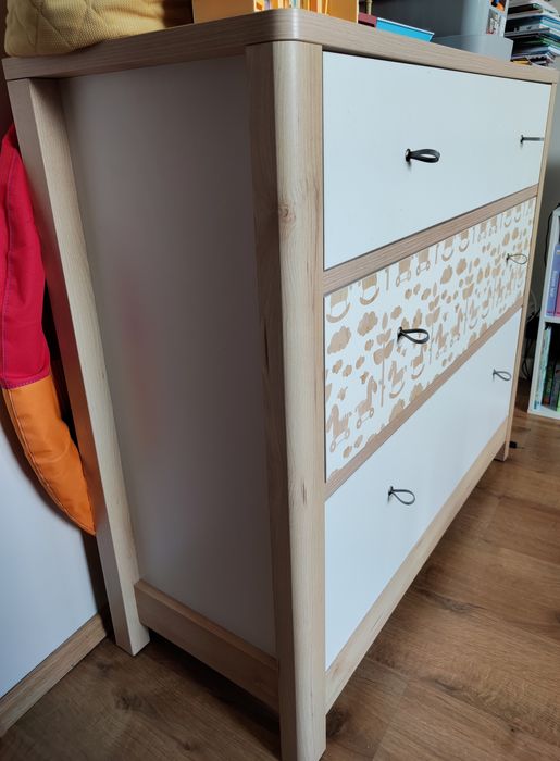 Komoda Timon Black Red white