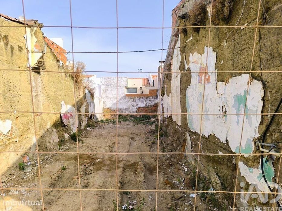 Terreno em Cuba de 55,00 m2