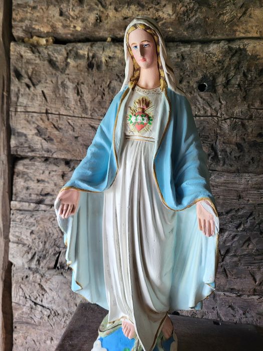 Stara figurka Maryja Niepokalana Matka Boża