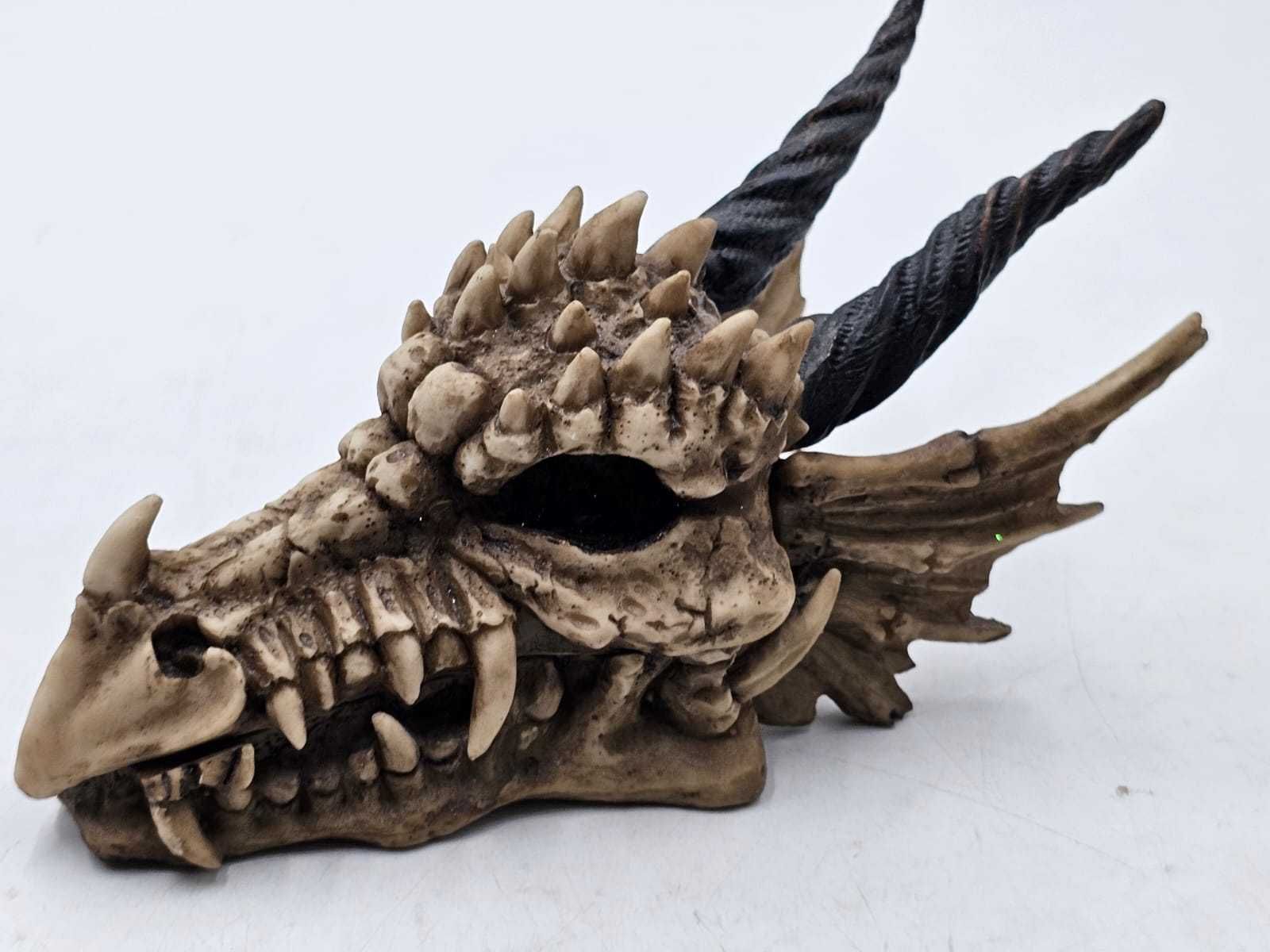 Dragon Skull czaszka smoka szkatułka figurka mroczna