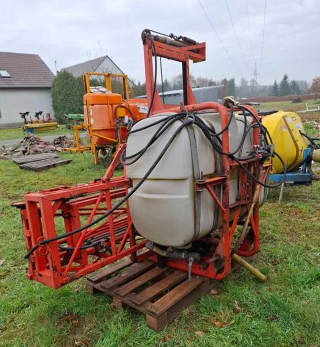 Opryskiwacz 12m 600L Douven hydrauliczny