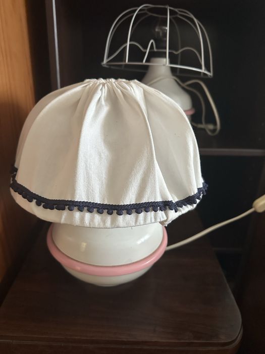 Candeeiro para quarto menina