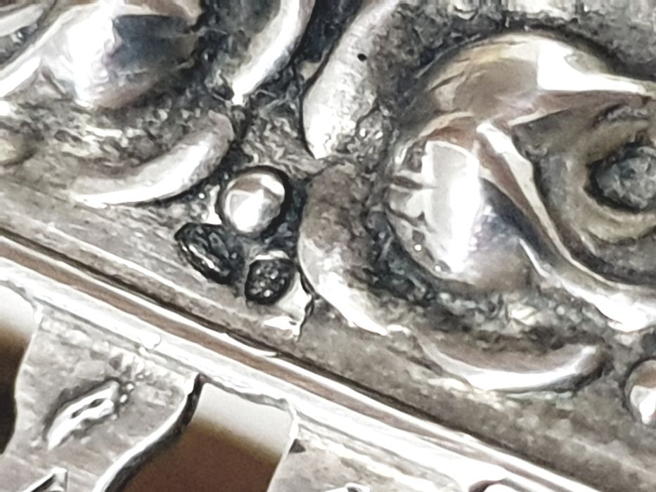 Par de lindas argolas de guardanapos "Parabéns" em prata portuguesa