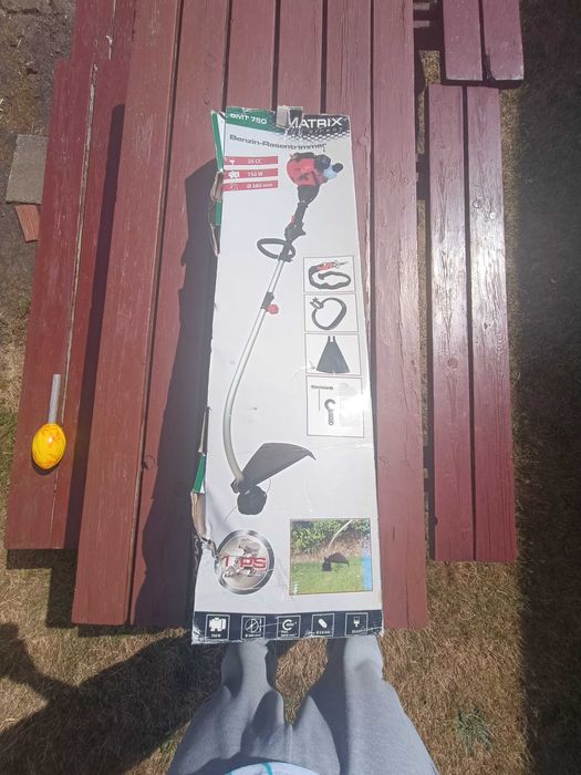 Kosa Podkaszarka spalinowa Matrix BMT 750