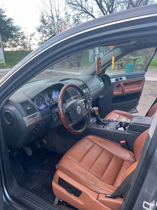 Фольксваген Тоурег 2.5 TDI