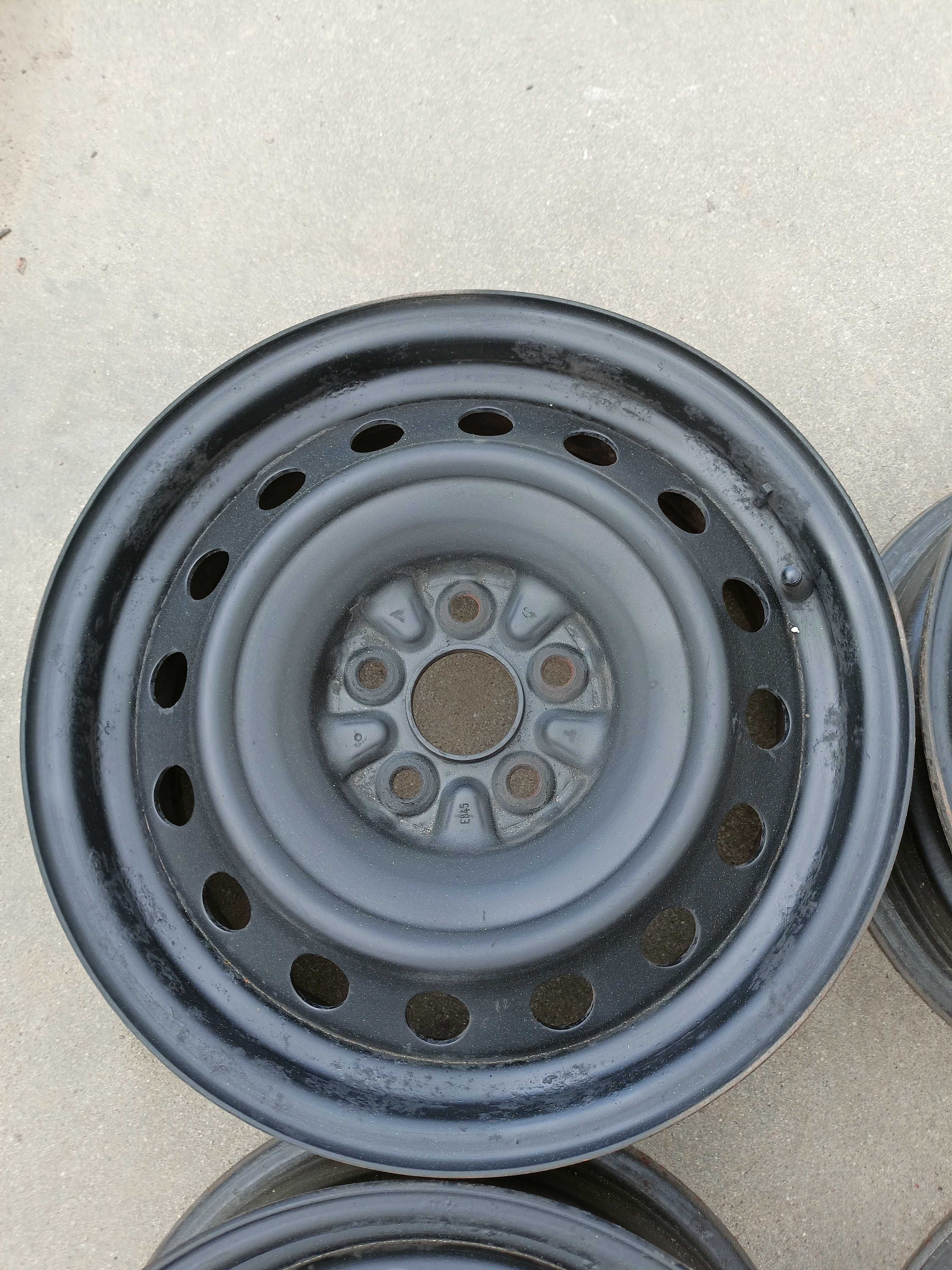 45 felgi orginalne stalowe 15 toyota 5x100, ET39