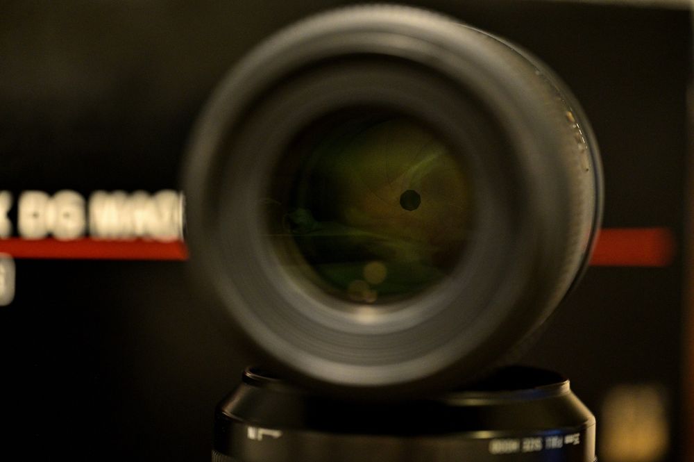 Sigma 105 2.8 dg hsm macro nikon F