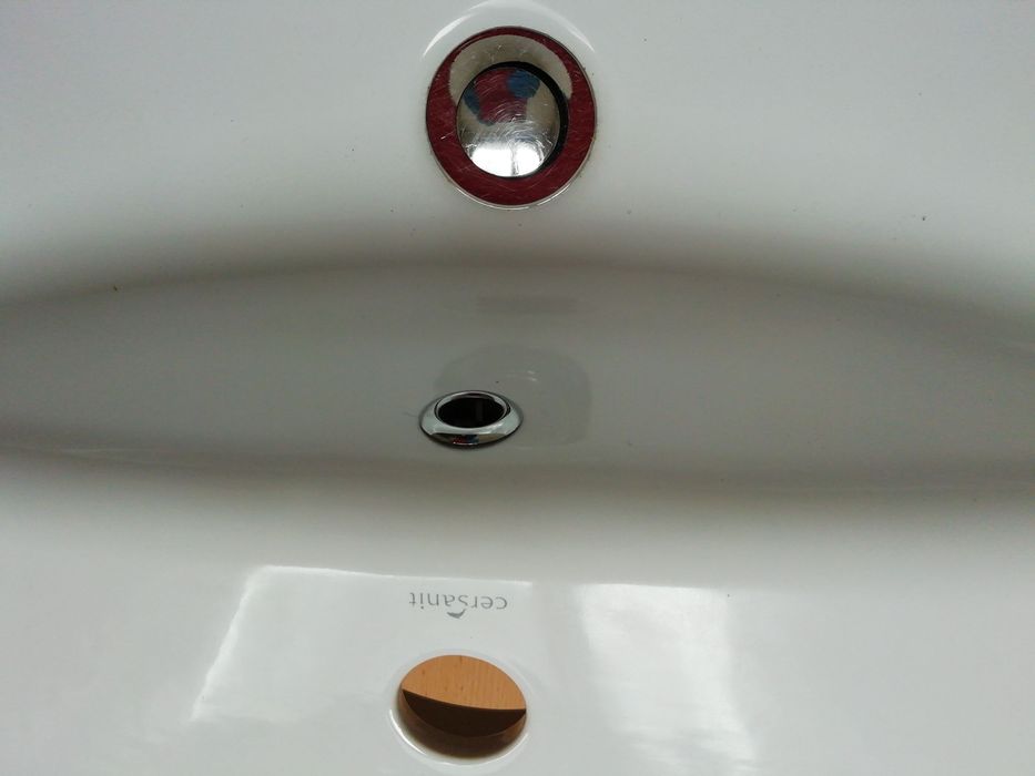 Umywalka Cersanit długość 55 cm, szerokość 38.5 cm z klipsem korkiem