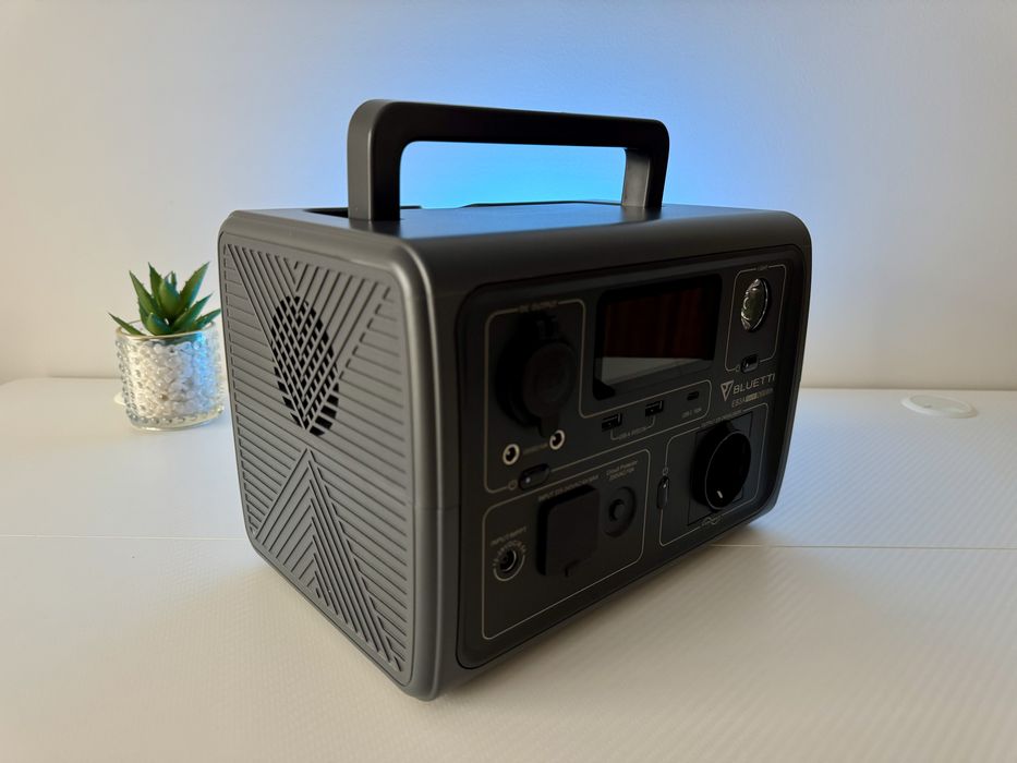 Bluetti EB3A Зарядна станція