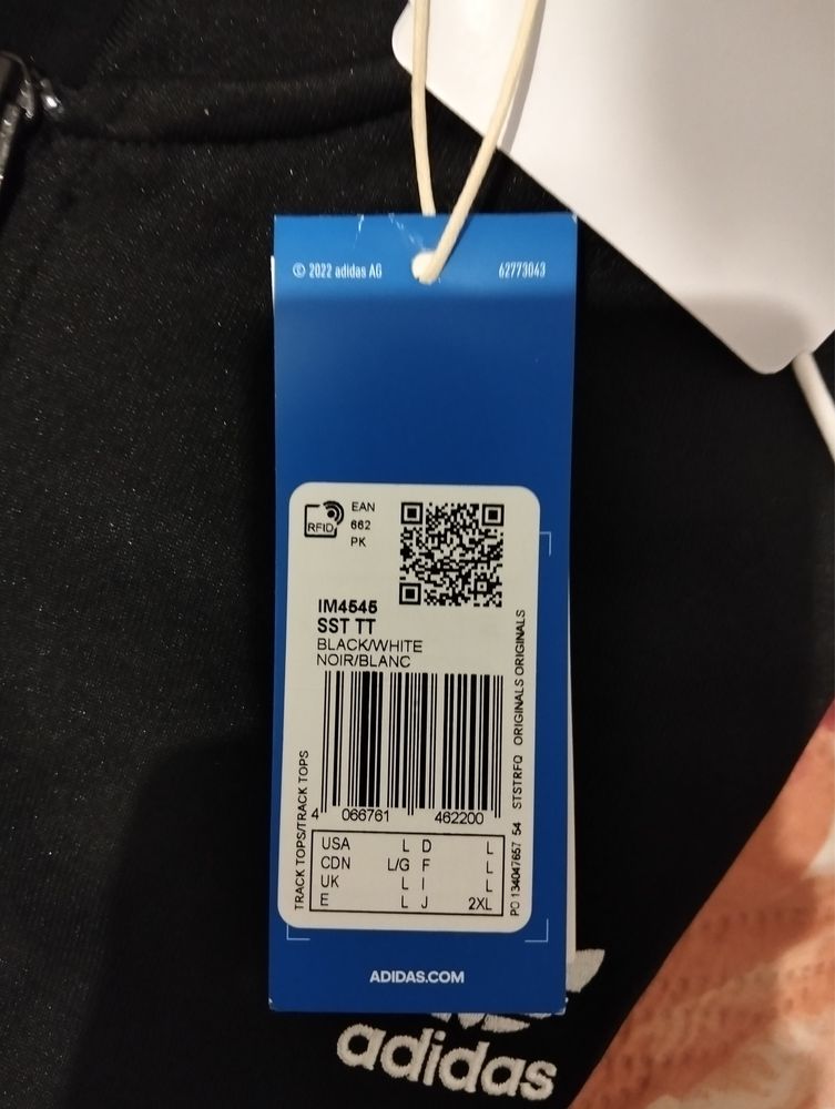 Casaco Adidas SST Preto - NOVO com Etiqueta
