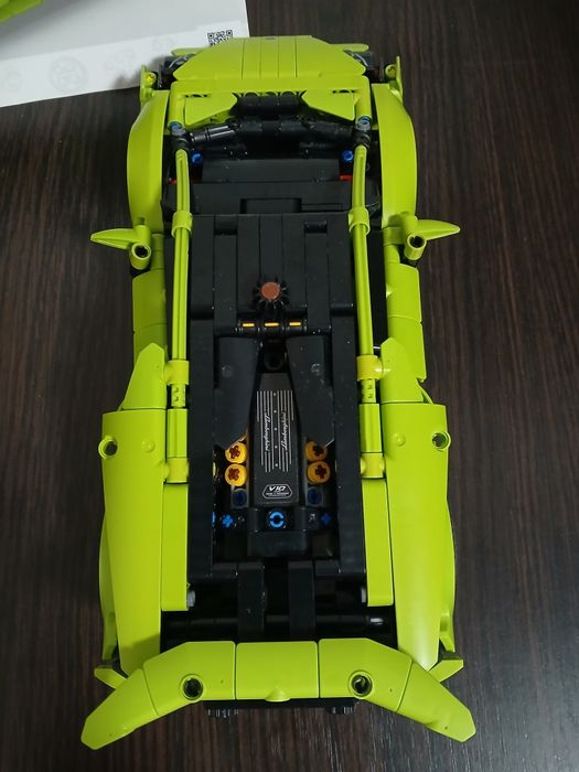 Конструктор LEGO Technic Lamborghini Huracán Tecnica 42161